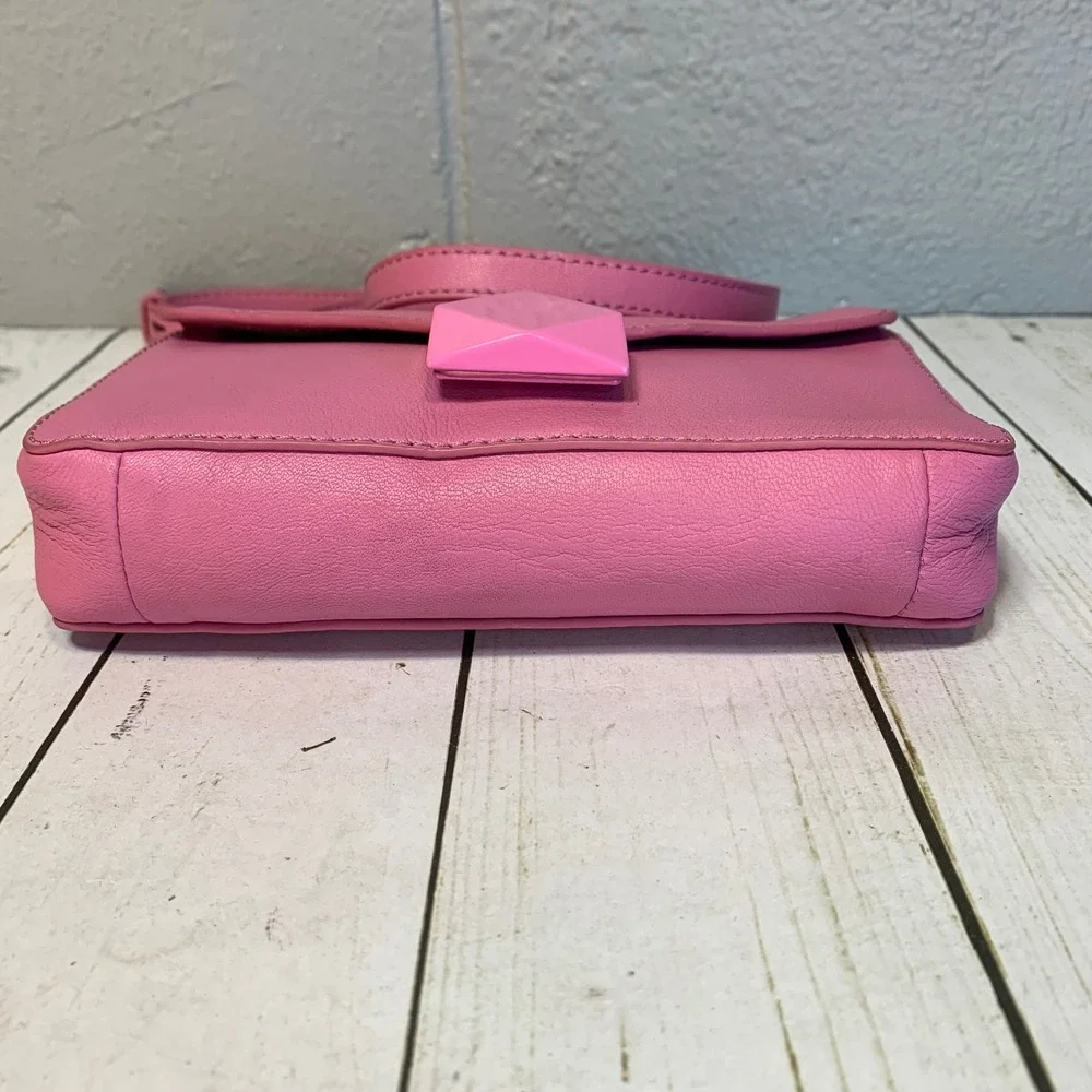 Vince Camuto Pink Leather Geometric Clasp Crossbody Bag Small Shoulder Purse